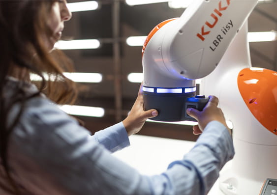 handstyrd cobot KUKA